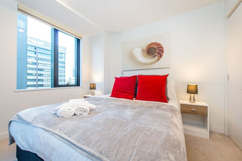 Jht - 2 Brm Apartment Level 5, Opposite To Skytower