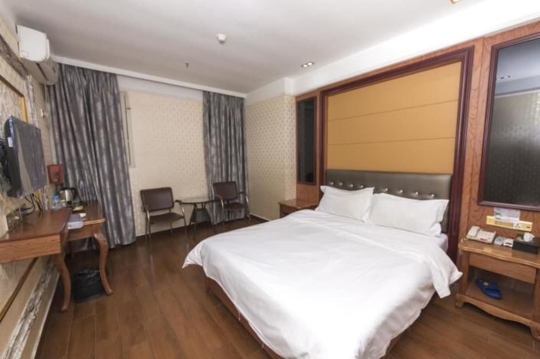 Yimi Hotel Xichang Metro Station Branch