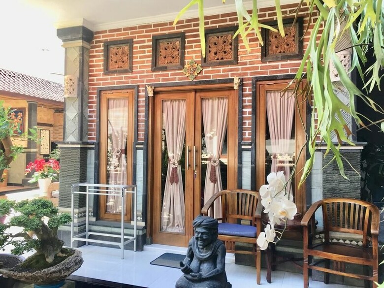 Hotel Mikuk Homestay