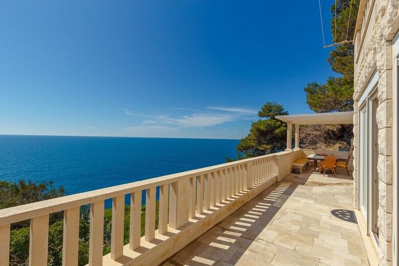 Hedera Estate, House Hedera IV