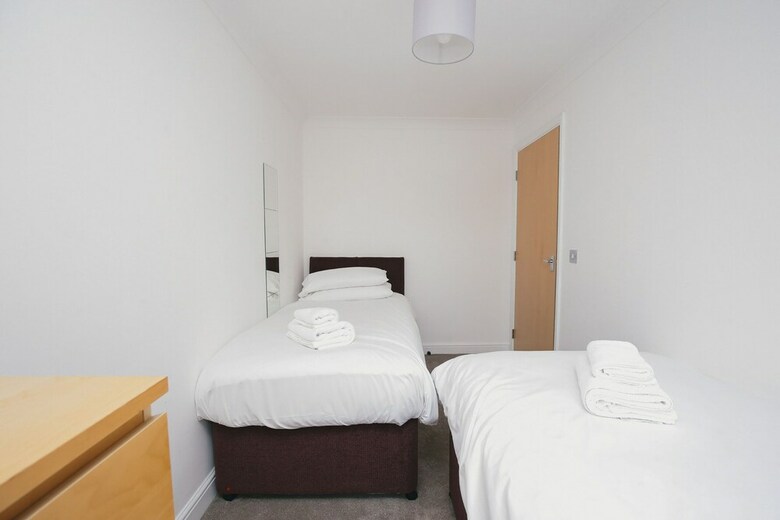 Business Park Apartments (Peymans)