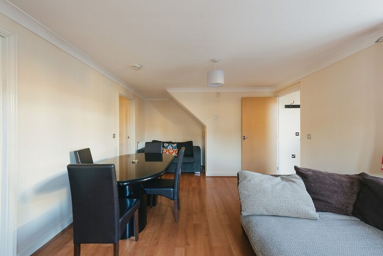 Business Park Apartments (Peymans)