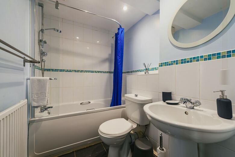 Business Park Apartments (Peymans)