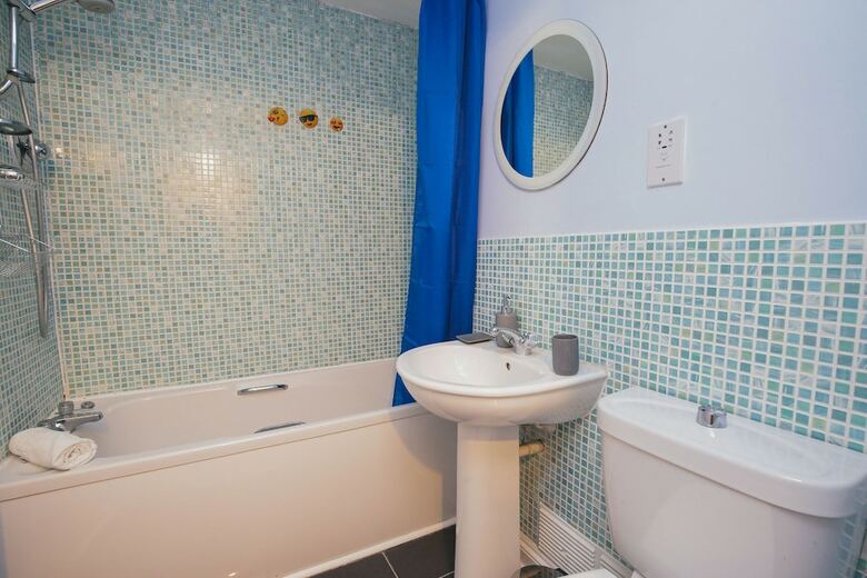 Business Park Apartments (Peymans)