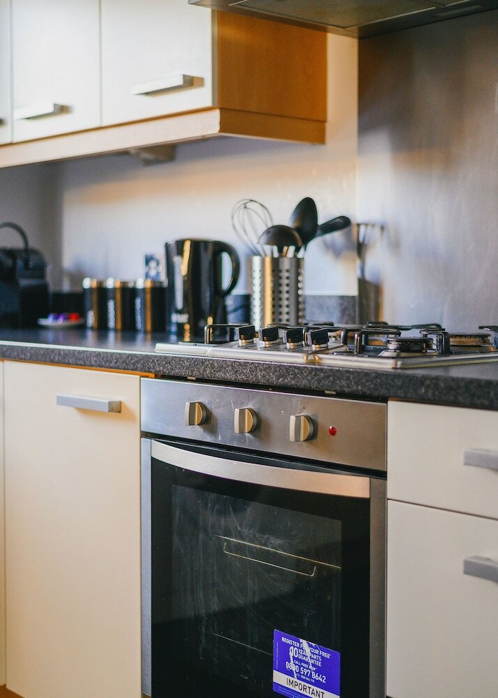 Business Park Apartments (Peymans)