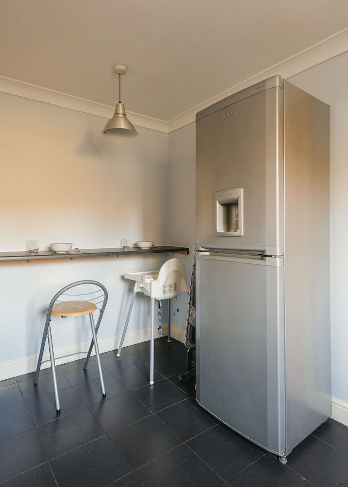 Business Park Apartments (Peymans)