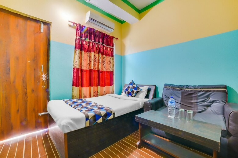 Spot On 480 Hotel Sish Mahal