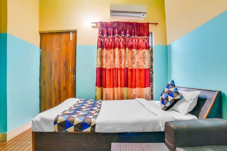 Spot On 480 Hotel Sish Mahal