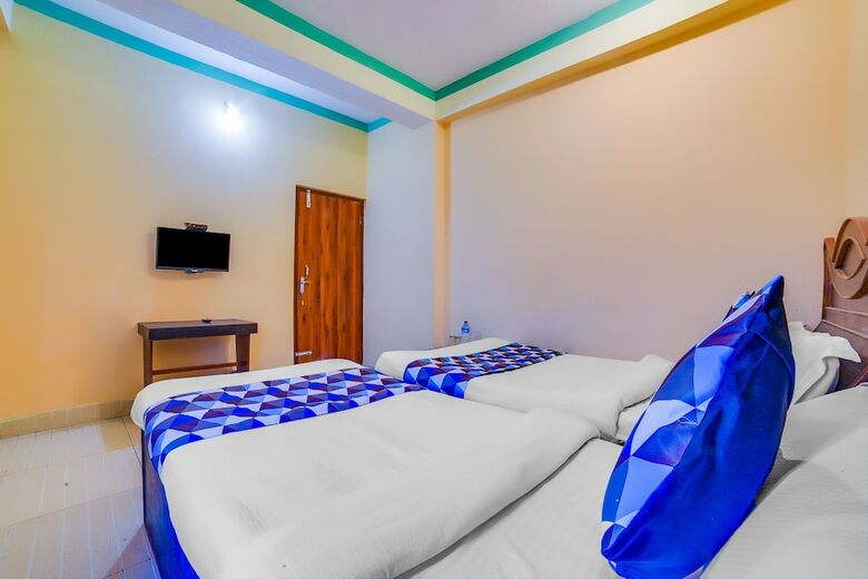 Spot On 480 Hotel Sish Mahal