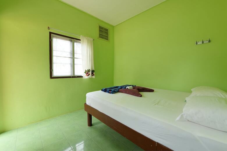 Hotel One More Night Beach