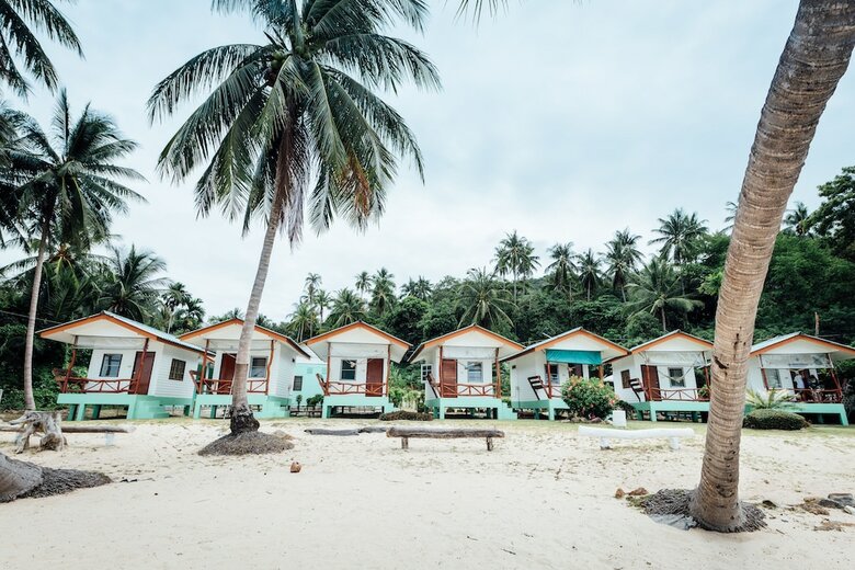 Hotel One More Night Beach