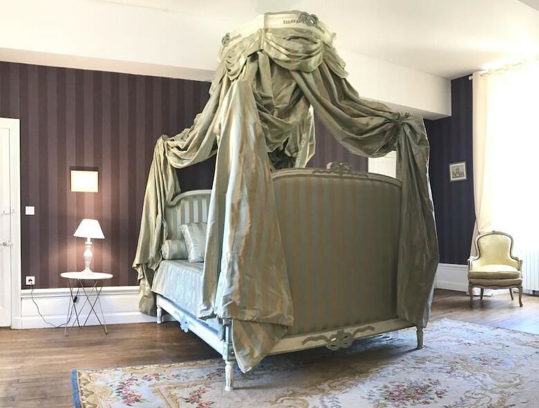 Bed & Breakfast Chateau de Cadouzan