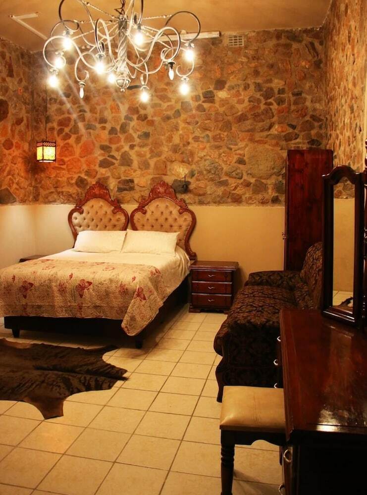 Hotel Kruger Castle Guest House