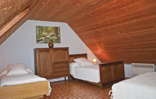 Holiday Home Kerbors Wx-1650