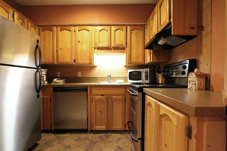 Rainbow Suites By Whistler Retreats