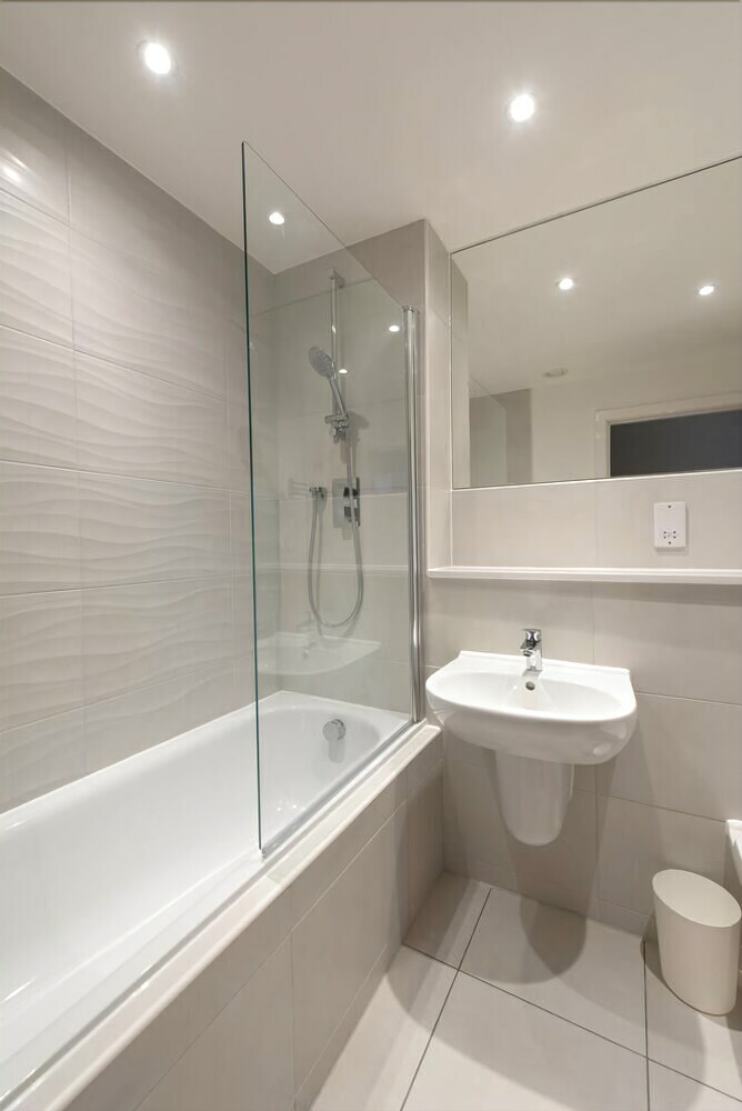 Fantastic 2 Bedroom Apartment In Manchester