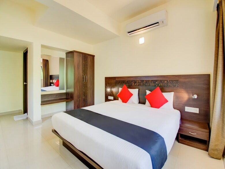 Hotel Capital O 37677 Xec Residency