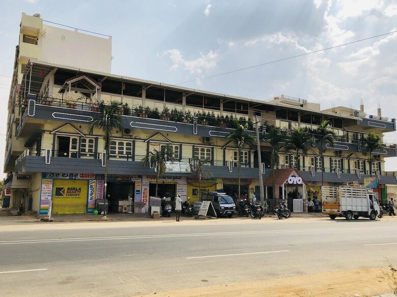 Hotel Oyo 35509 Dhana Dhaanya Residency
