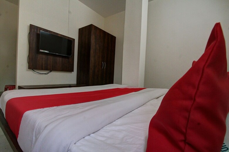 Hotel Spot On 29404 Kruthika Comforts