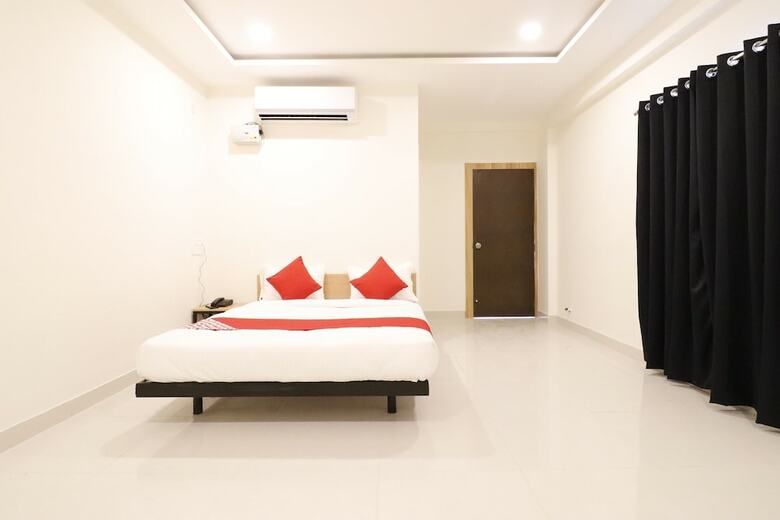 Hotel Oyo Flagship 27991 Mundhwa Uc
