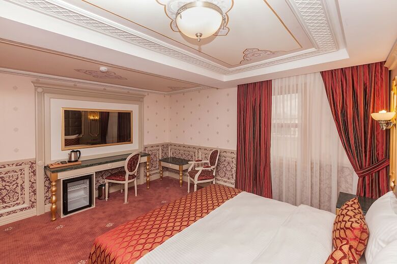 Meserret Palace Hotel