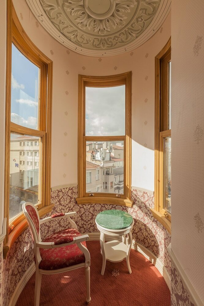 Meserret Palace Hotel