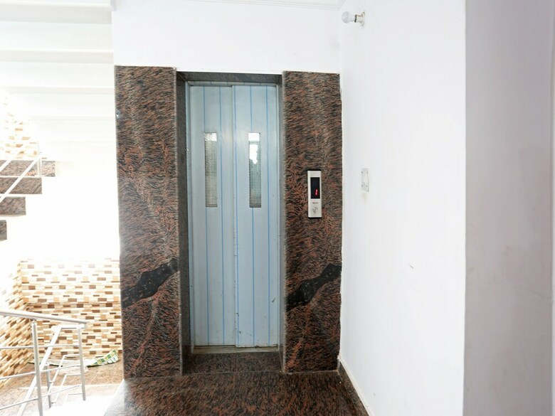 Hotel Oyo Flagship 40126 Polytechnic Chauraha