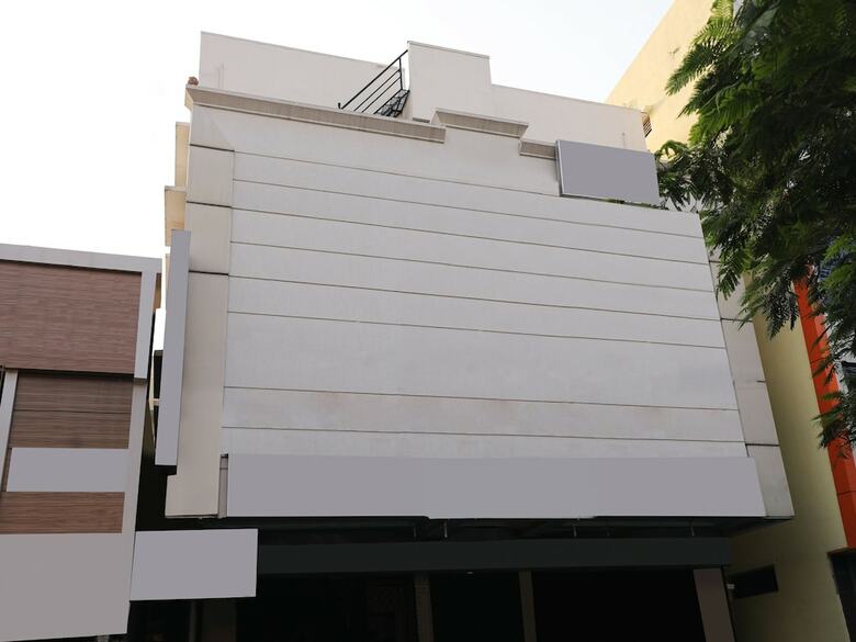Hotel Spot On 36102 Akshara Regency