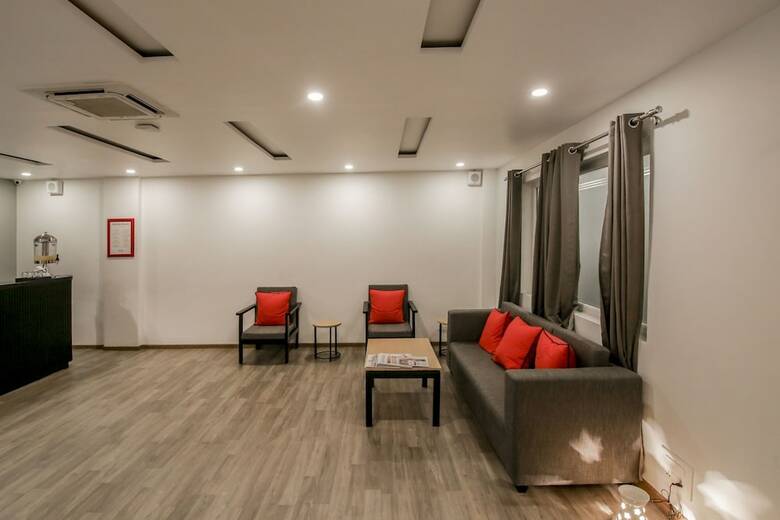 Hotel Oyo Townhouse 098 Manyata Gate No 5