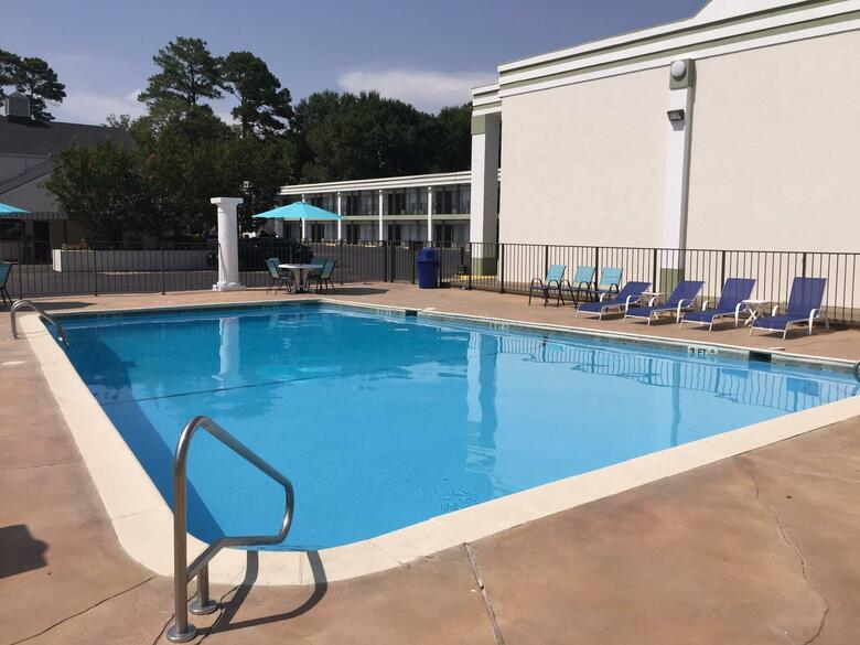 Hotel Days Inn