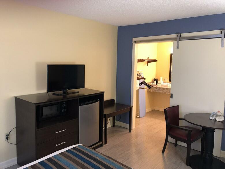 Hotel Days Inn