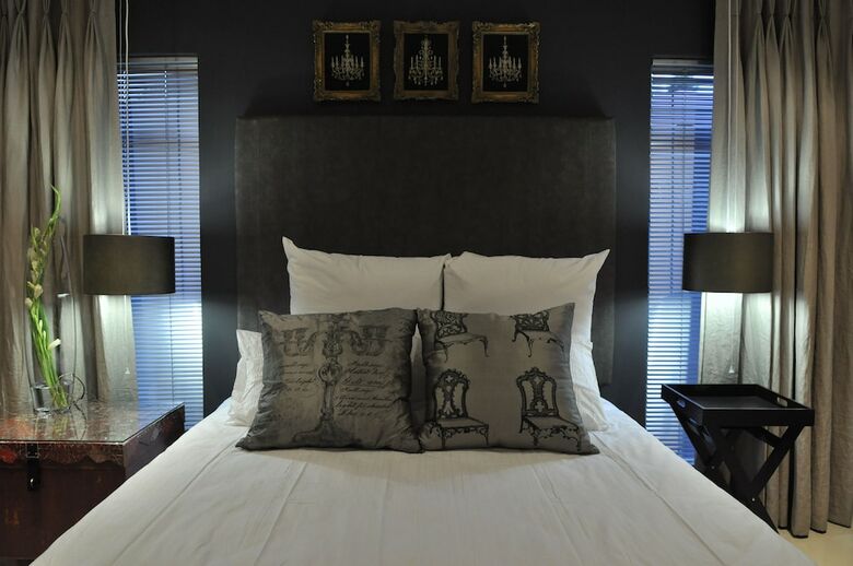 Bed & Breakfast House And Heart Guest House