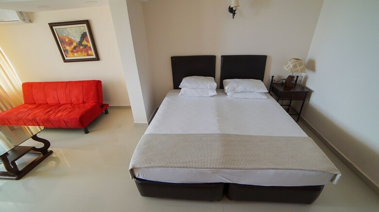 Hotel Kobuleti Beach Club