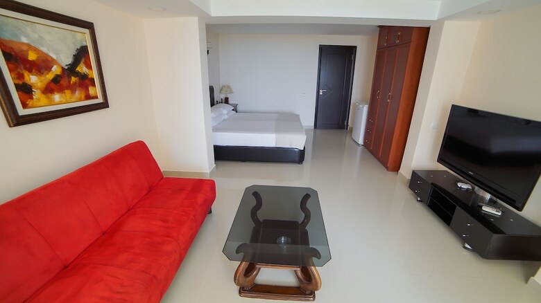 Hotel Kobuleti Beach Club