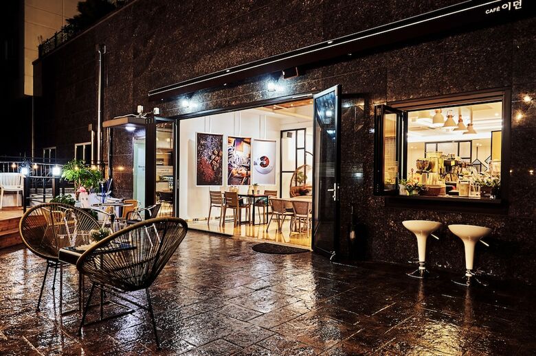 Apartamentos Residence Hotel Eden Stay