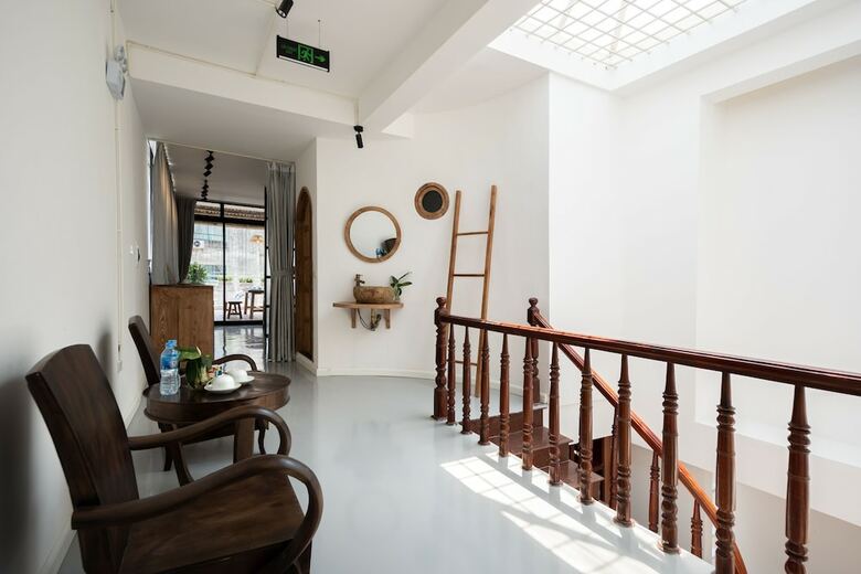 Aparthotel Nyna Homestay