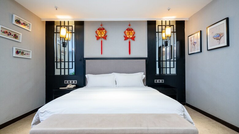 Vyluk J Hotel Chongqing Changjiangsuodao