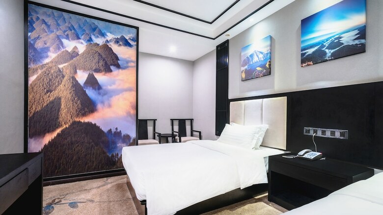 Vyluk J Hotel Chongqing Changjiangsuodao