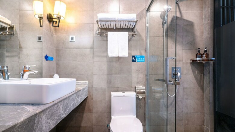 Vyluk J Hotel Chongqing Changjiangsuodao