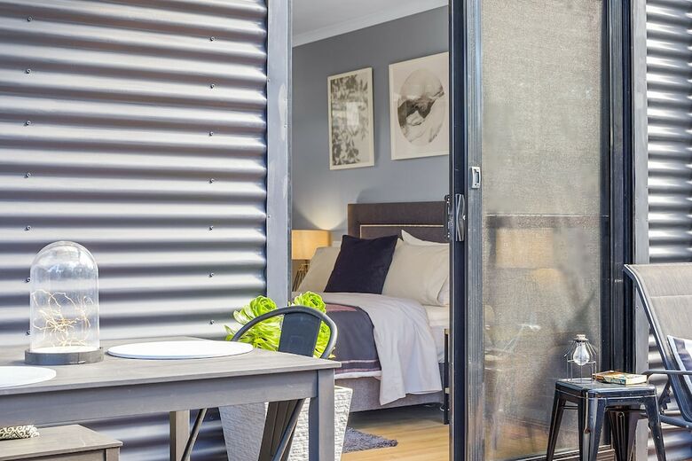Three Beaches - Chic Eco Home Tasmania