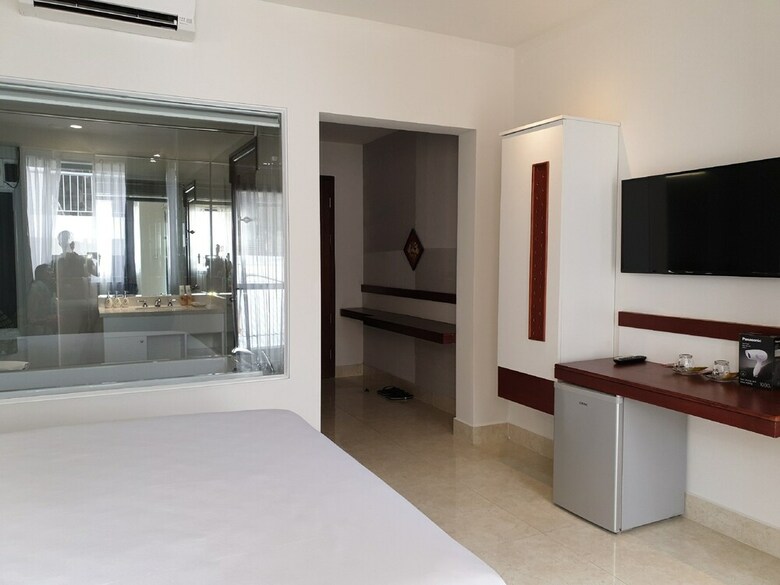 Gemini Saigon Hotel
