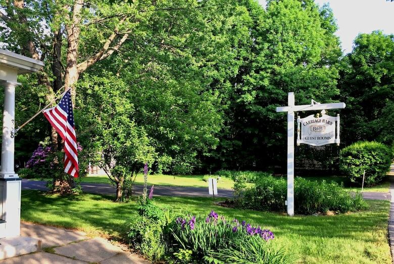 Bed & Breakfast The Elm City Carriage Barn