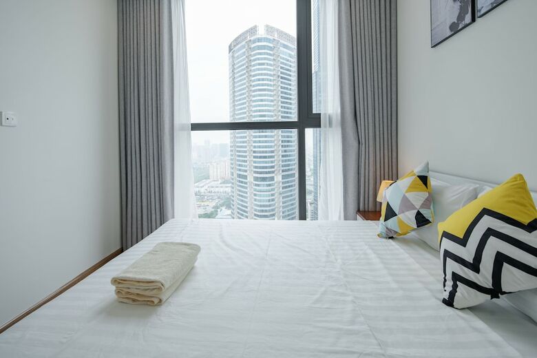 Aparthotel Luxhome Vinhomes Skylake