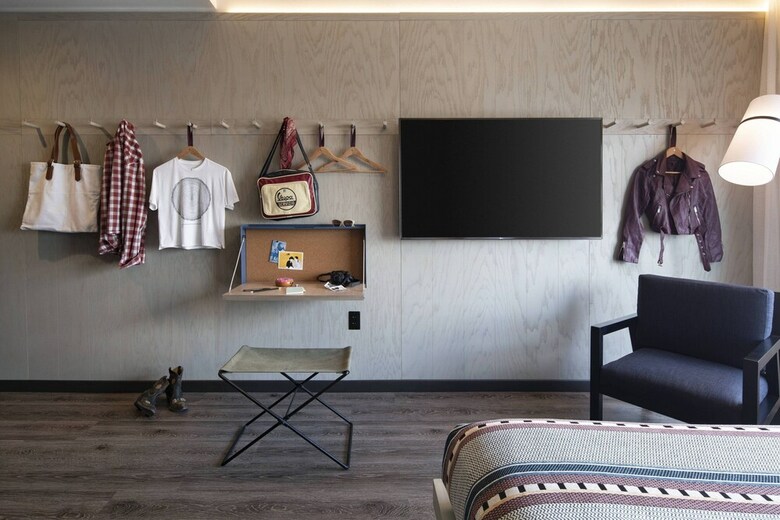 Hotel Moxy Nashville Vanderbilt Area