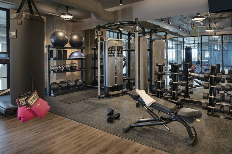 Hotel Moxy Nashville Vanderbilt Area