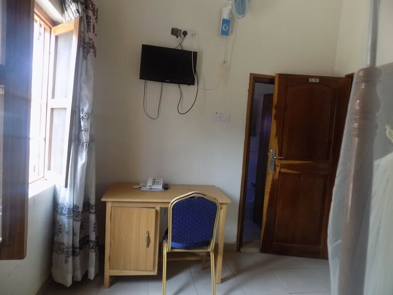 Hotel Kaanos Hope Complex Inn