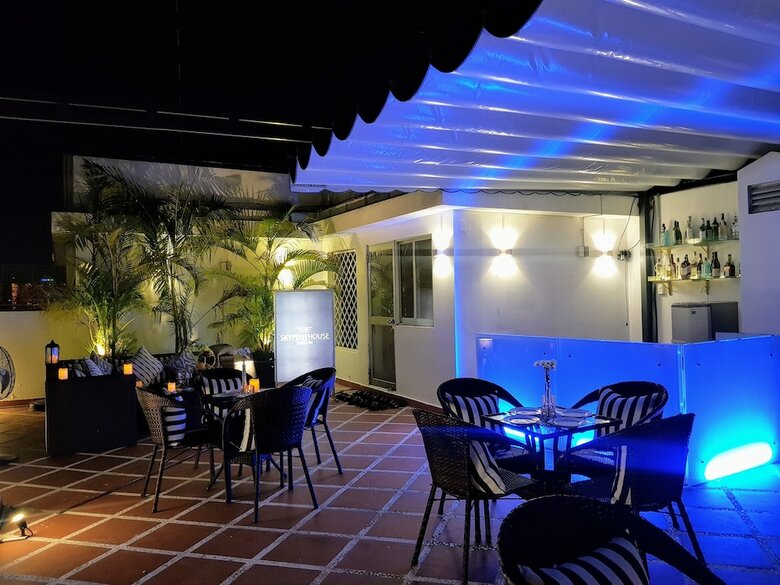 Apartamentos The Triplex Sky Penthouse Hotel