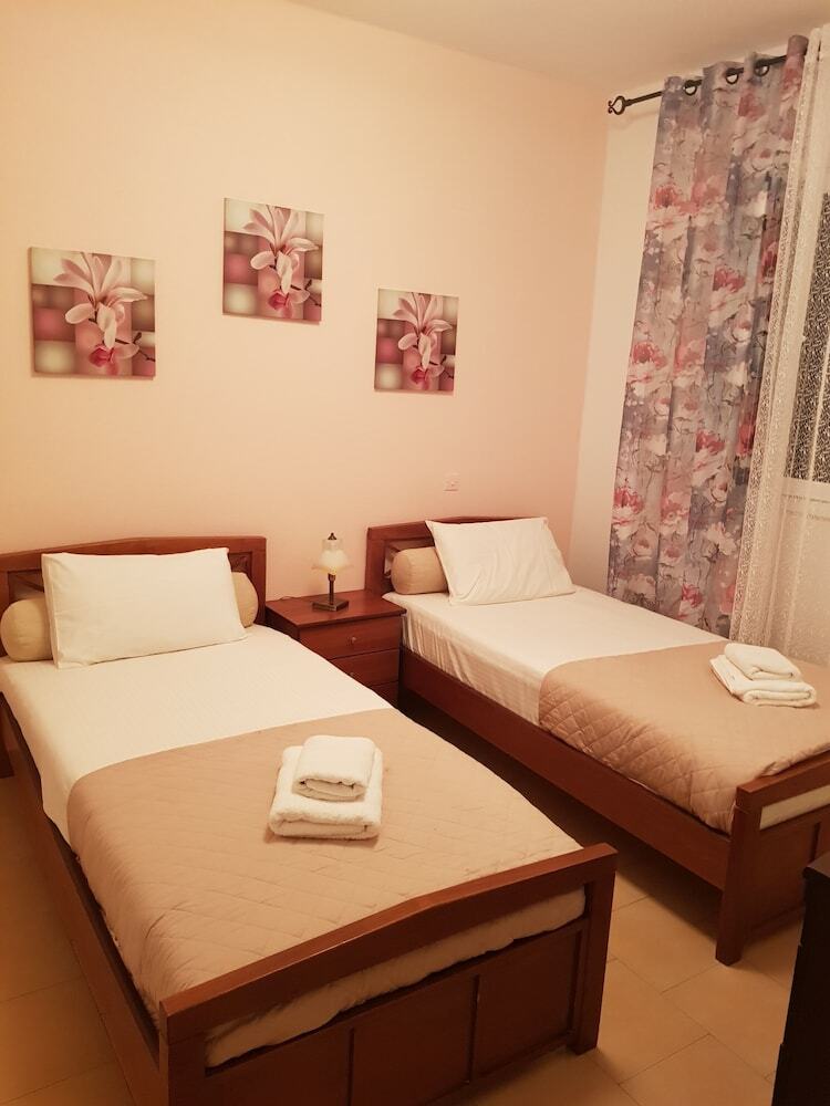 Apartamentos Menigosaa2g No59 2 Storey Maisonette Sea