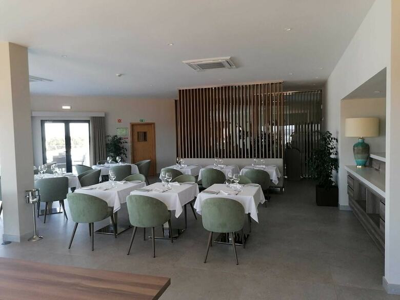 Herdade Dos Delgados Dark Sky View Hotel & Spa