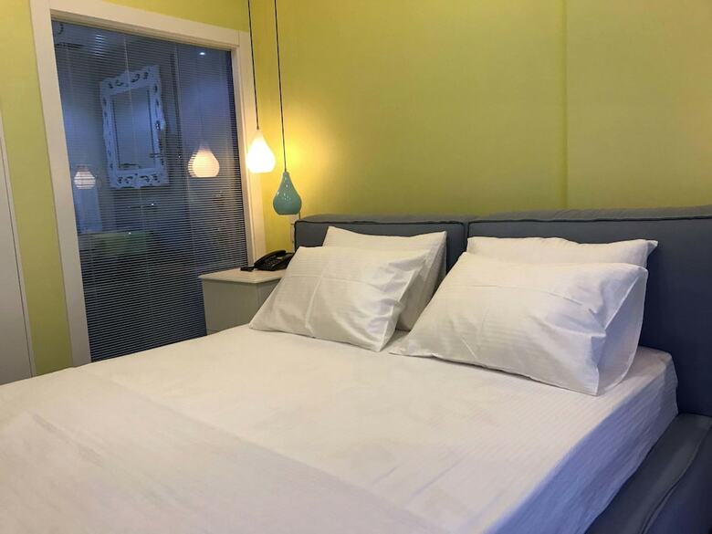 Hotel Ferush Otel